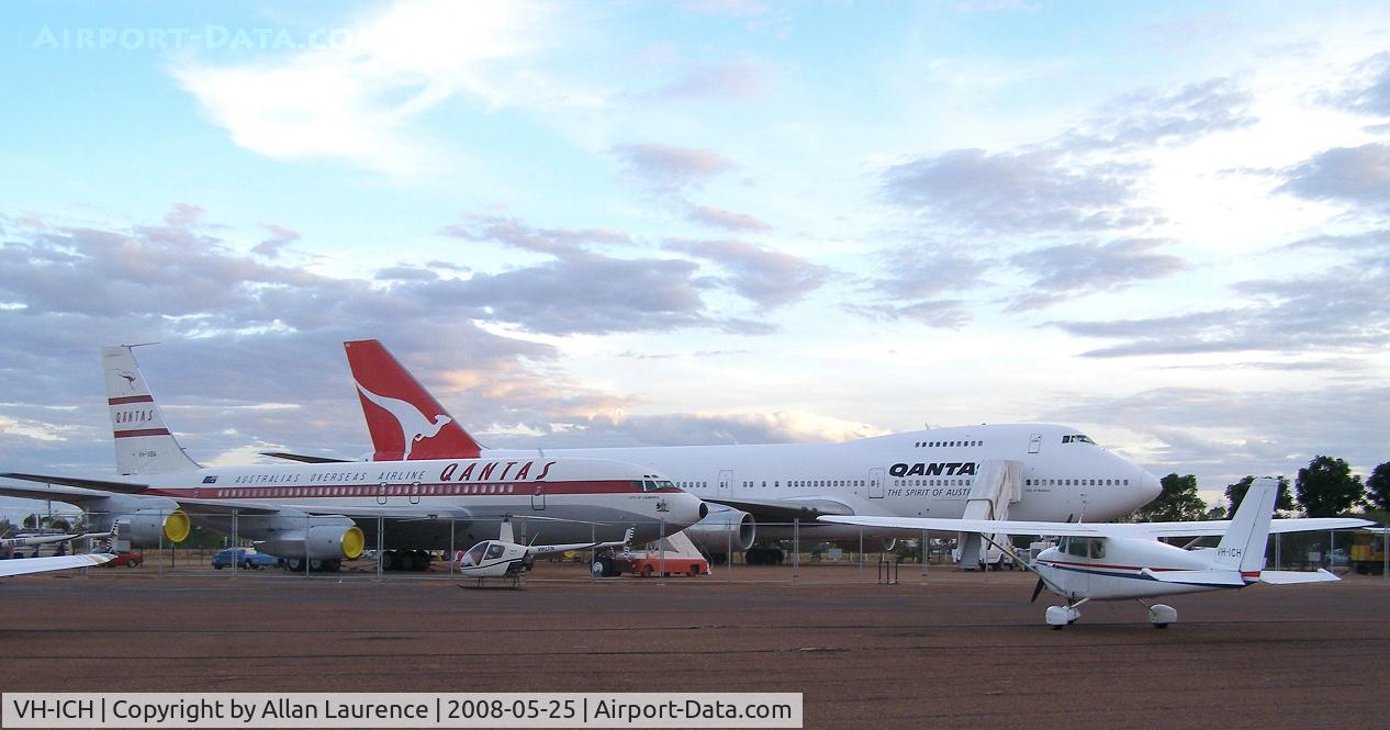 VH-ICH, 1961 Cessna 172B C/N 17248255, Cessna 172B at Longreach, Queensland