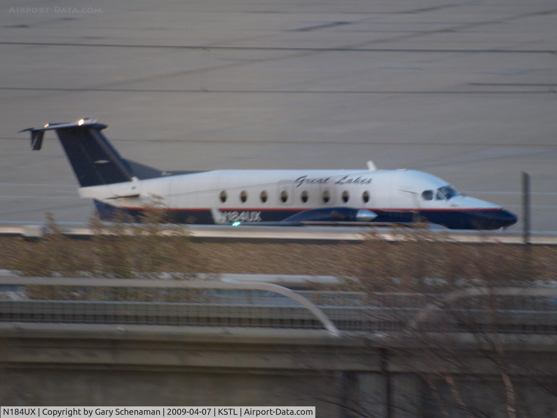 N184UX, 1995 Beech 1900D C/N UE-184, HEADING TOWARD TERMINAL
