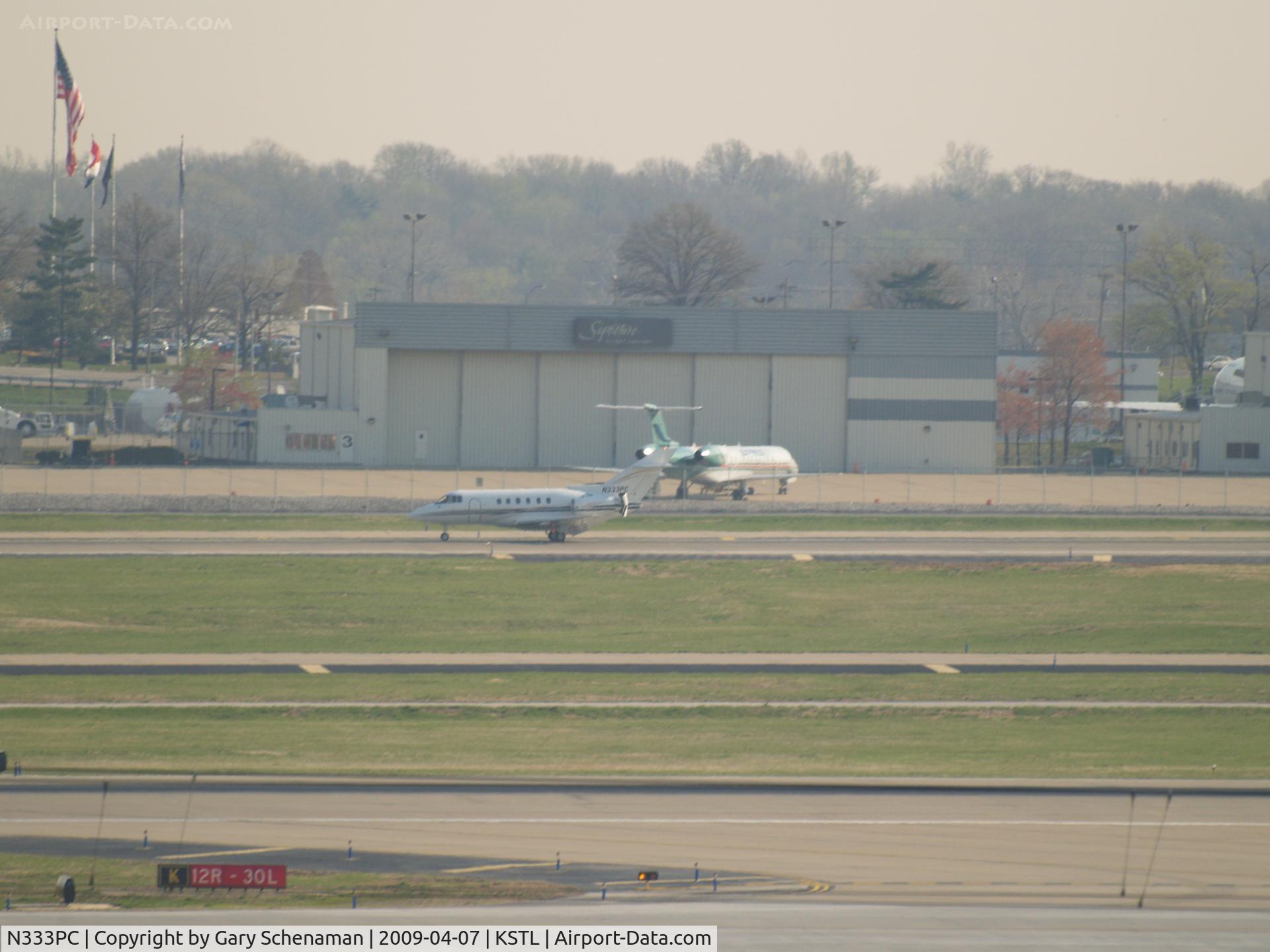 N333PC, 2004 Raytheon Hawker 800XP C/N 258669, JUST LANDED