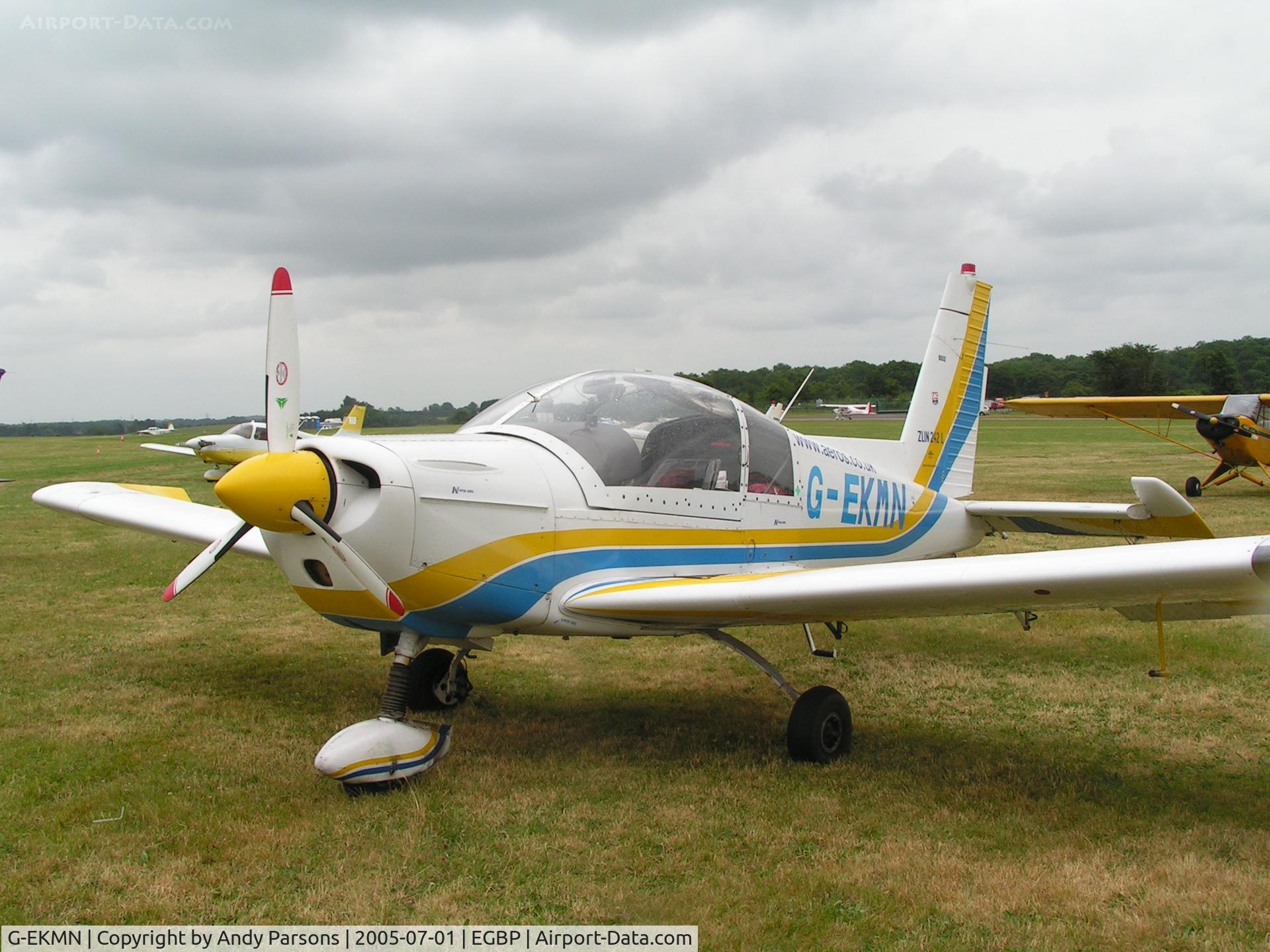 G-EKMN, 1992 Zlin Z-242L C/N 0652, At Kemble Pfa 2005