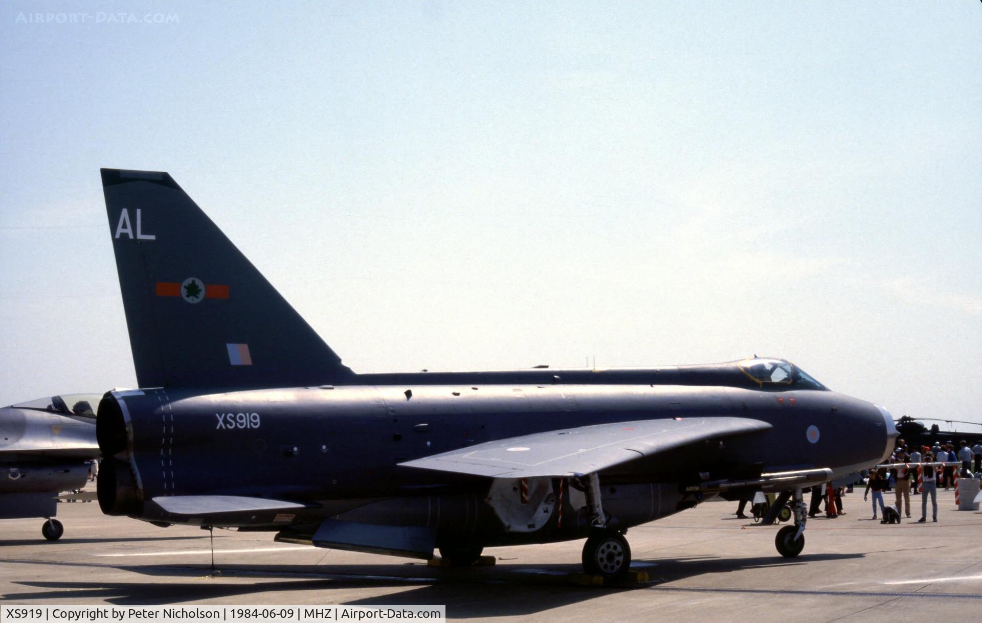 XS919, 1966 English Electric Lightning F.6 C/N 95252, Lightning F.6 of 5 Squadron at the 1984 RAF Mildenhall Air Fete.