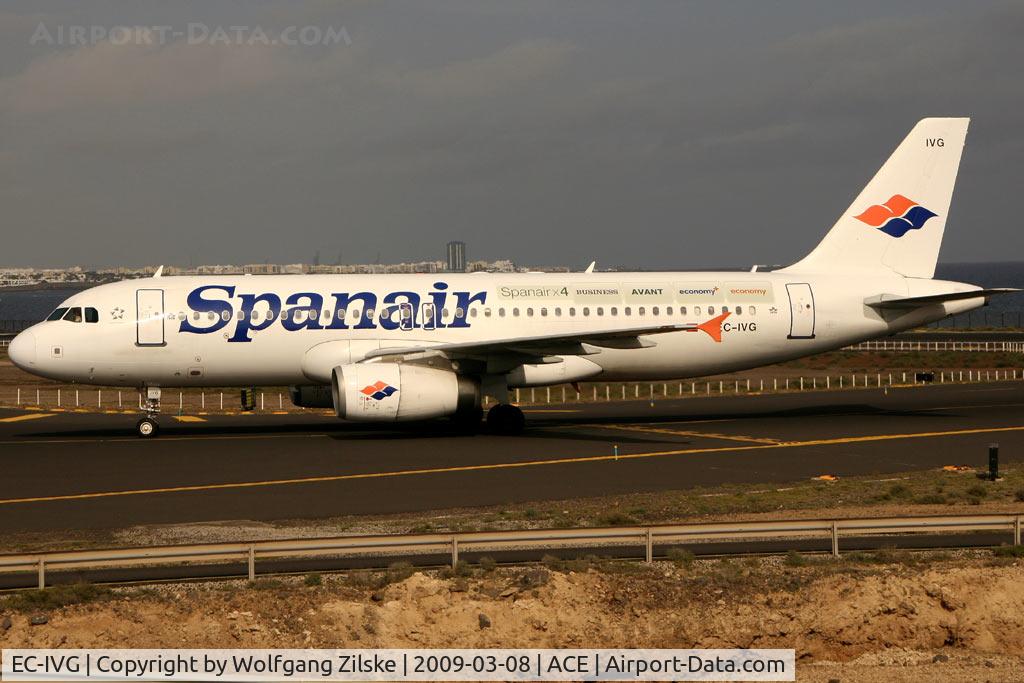 EC-IVG, 2004 Airbus A320-232 C/N 2168, visitor