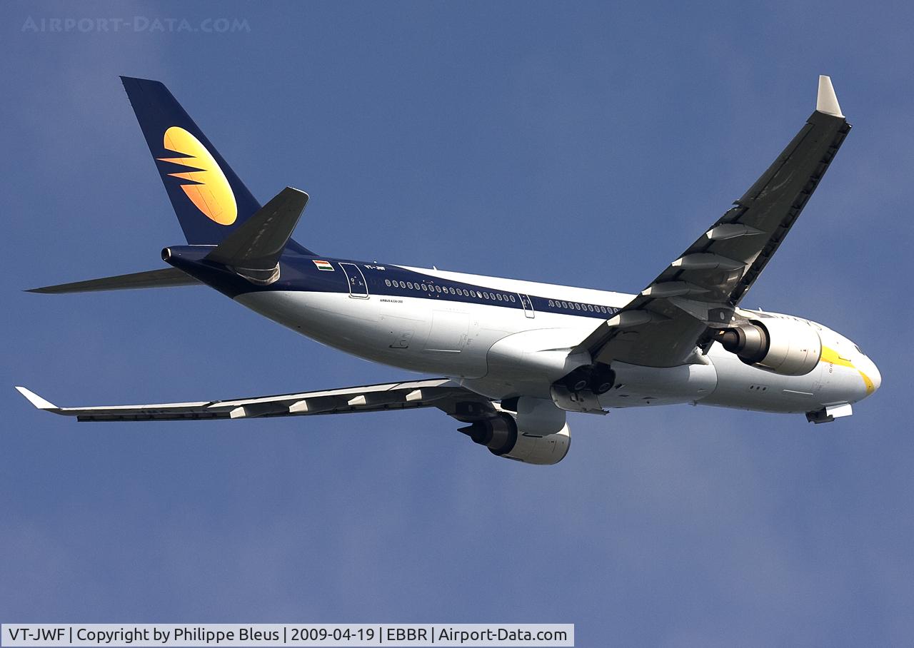 VT-JWF, 2007 Airbus A330-202 C/N 825, Taking off from rwy 02. Gear up, doors moving.