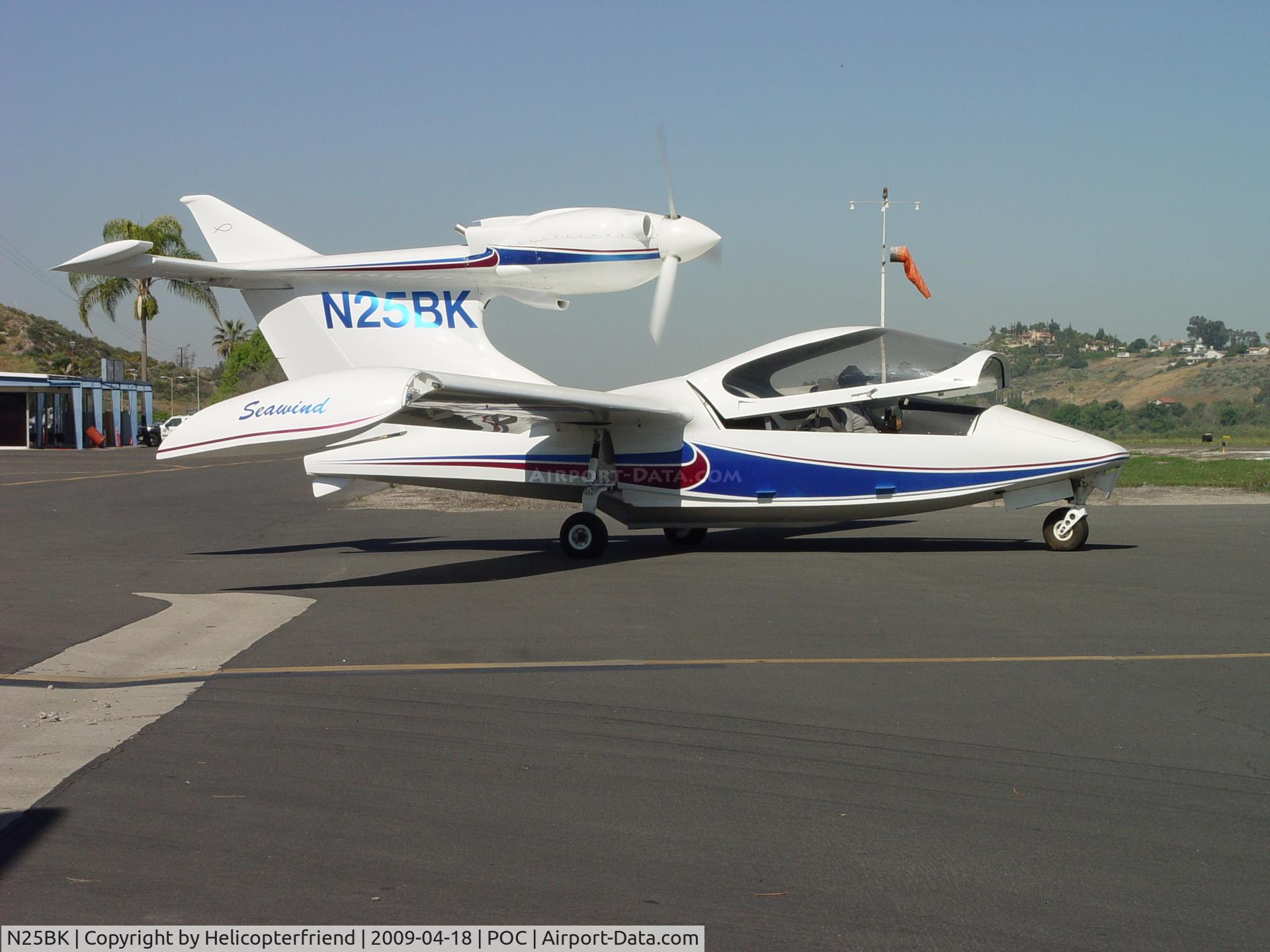 N25BK, 1999 Seawind 3000 C/N 26, Awaiting clearence to taxi to wash rack