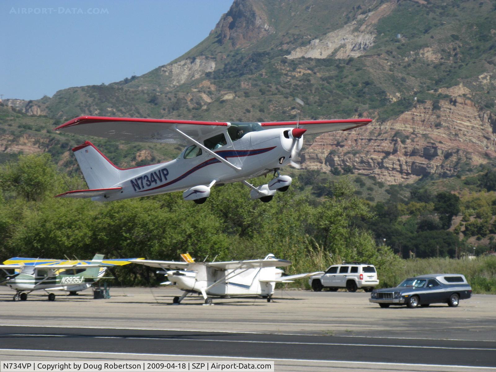 N734VP, 1977 Cessna 172N C/N 17269151, 1977 Cessna 172N, Lycoming O-320-H2AD 160 Hp, takeoff climb Rwy 22