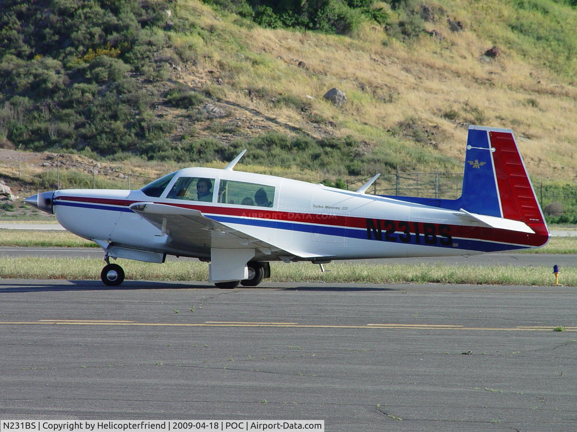 N231BS, 1979 Mooney M20K C/N 25-0048, Taxiing to 26R for take off