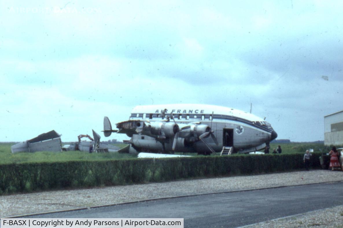 F-BASX, 1950 Breguet 763 Provence C/N 10, Being brocken up at Toussous 1979