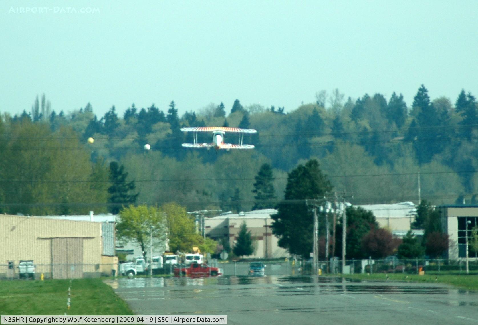 N35HR, Christen Eagle II C/N ROSS 0011, decided to go fly the pattern