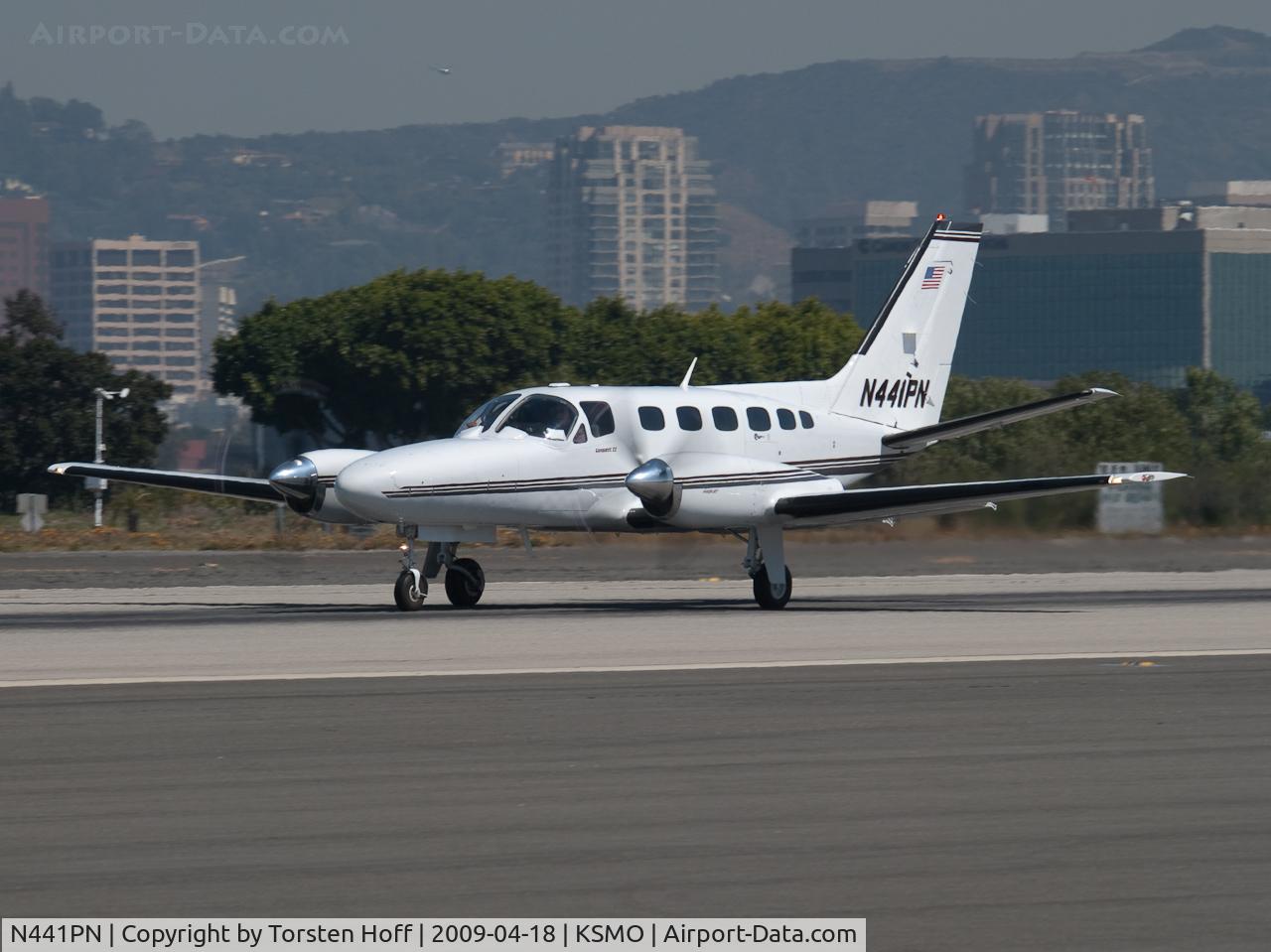 N441PN, 1985 Cessna 441 C/N 441-0347, N441PN departing from RWY 21