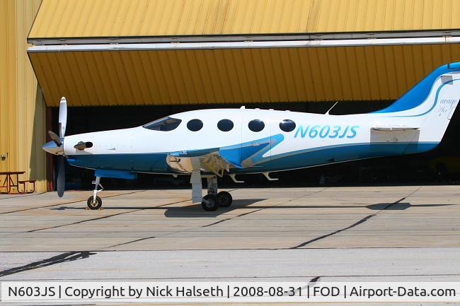 N603JS, 2007 AIR Epic LT C/N 015, As seen at Fort Ddge, Iowa