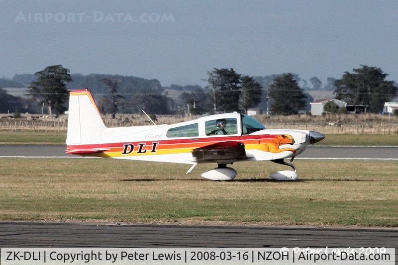 ZK-DLI, Grumman American AA-5A Cheetah C/N AA5A-0206, B E & S B Deere, Marton