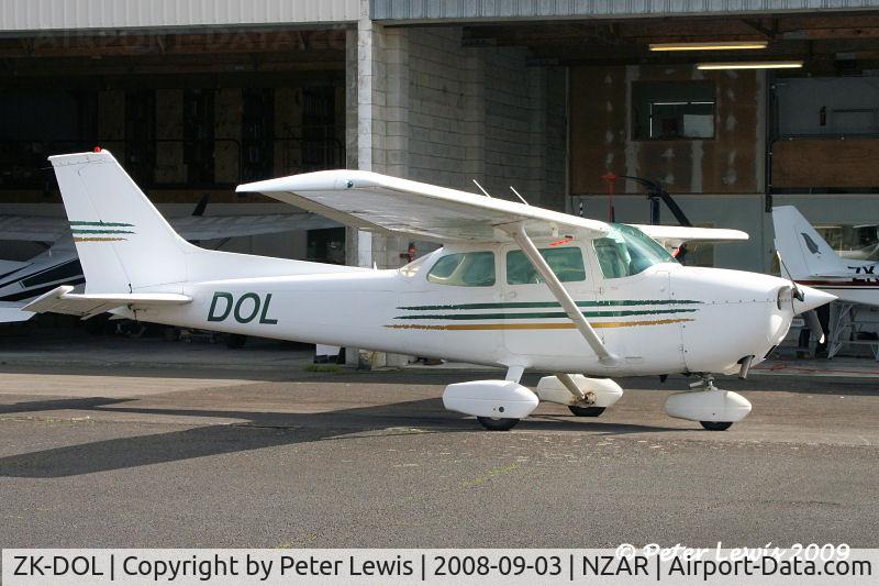 ZK-DOL, Cessna 172M C/N 17261824, G J Rea, Auckland