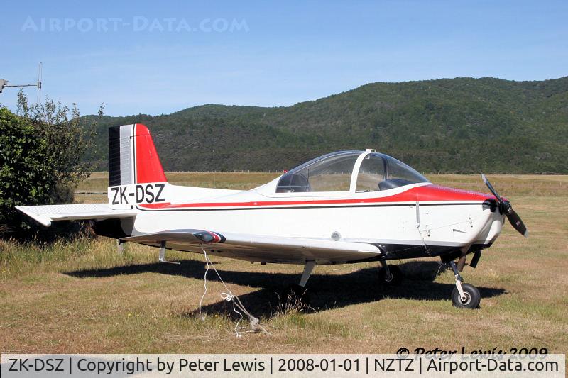 ZK-DSZ, 1964 AESL Airtourer T3A C/N C60, Lifestyle Flights Ltd., Christchurch