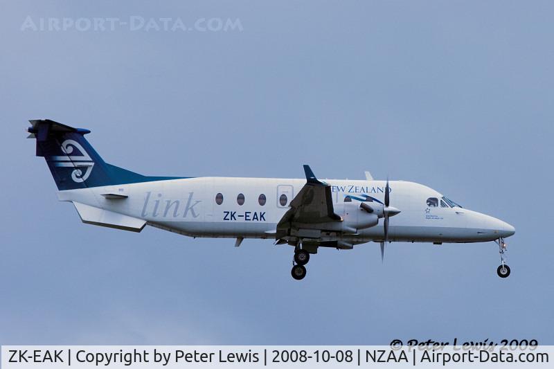 ZK-EAK, 2001 Raytheon 1900D C/N UE-434, Eagle Airways Ltd., Hamilton