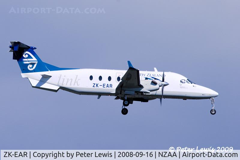 ZK-EAR, 1999 Beech 1900D C/N UE-388, Eagle Airways Ltd., Hamilton