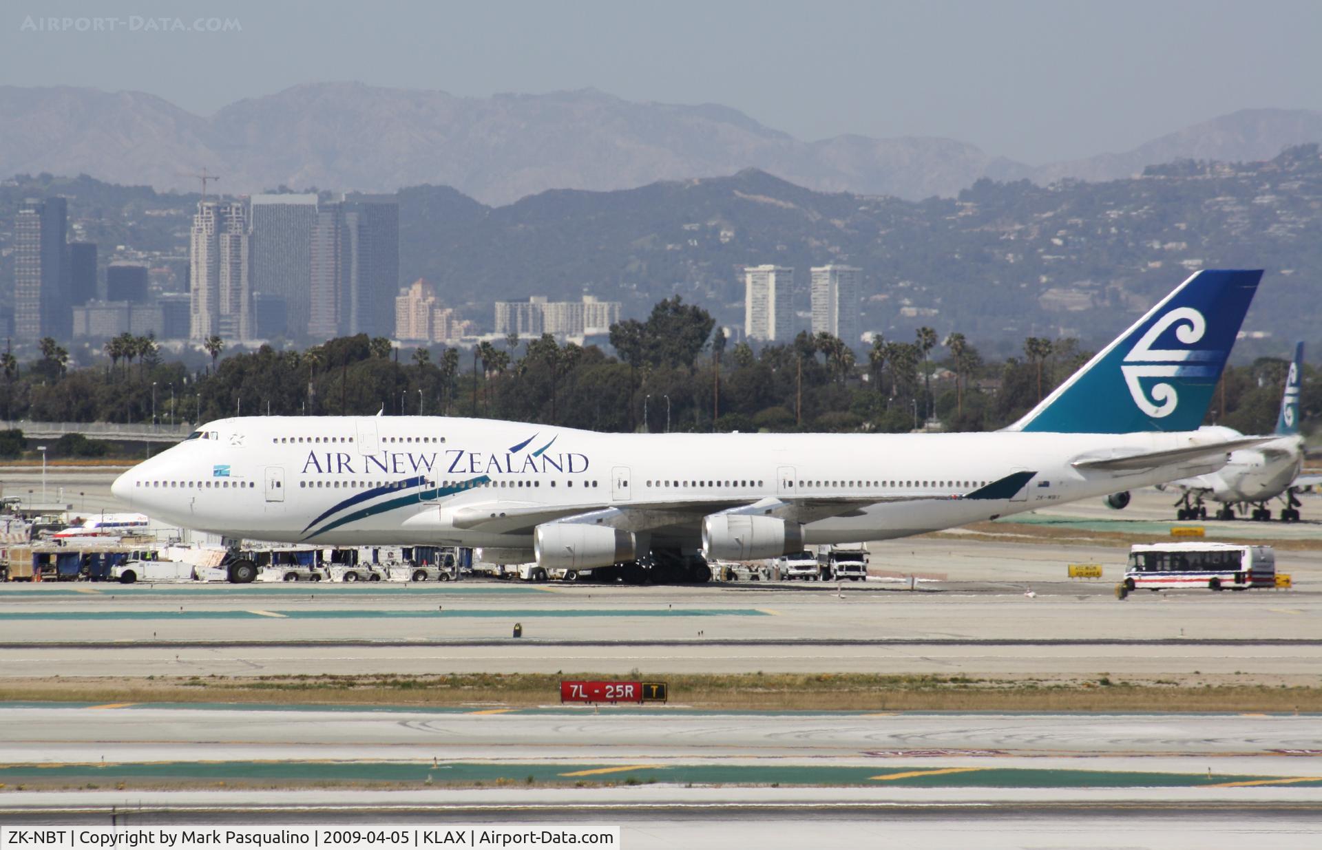 ZK-NBT, 1990 Boeing 747-419 C/N 24855, Boeing 747-400