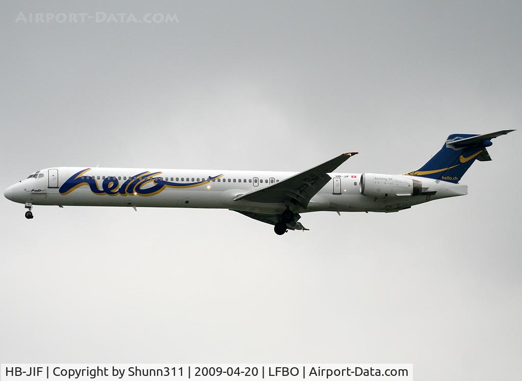 HB-JIF, 1998 McDonnell Douglas MD-90-30 (JAA) C/N 53462, Landing rwy 32L for Jet4You
