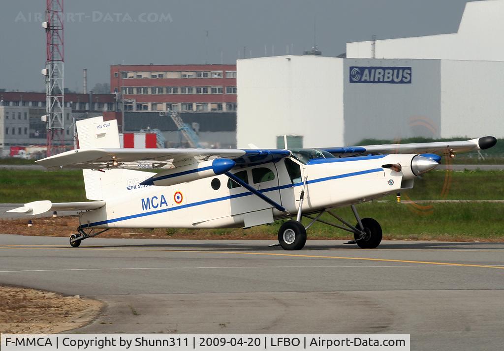 F-MMCA, 1992 Pilatus PC-6/B2-H4 Turbo-Porter C/N 887, Taxiing to the General Aviation for a stop...