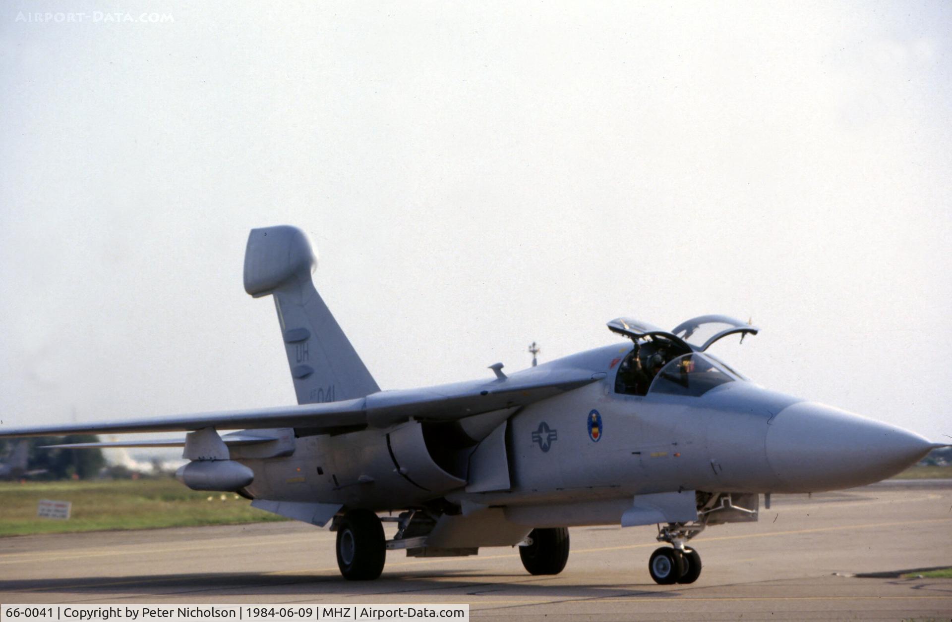 66-0041, General Dynamics EF-111A Raven C/N EF-02, Another view of the 42 ECS Raven, taxying in after display at the 1984 RAF Mildenhall Air Fete.