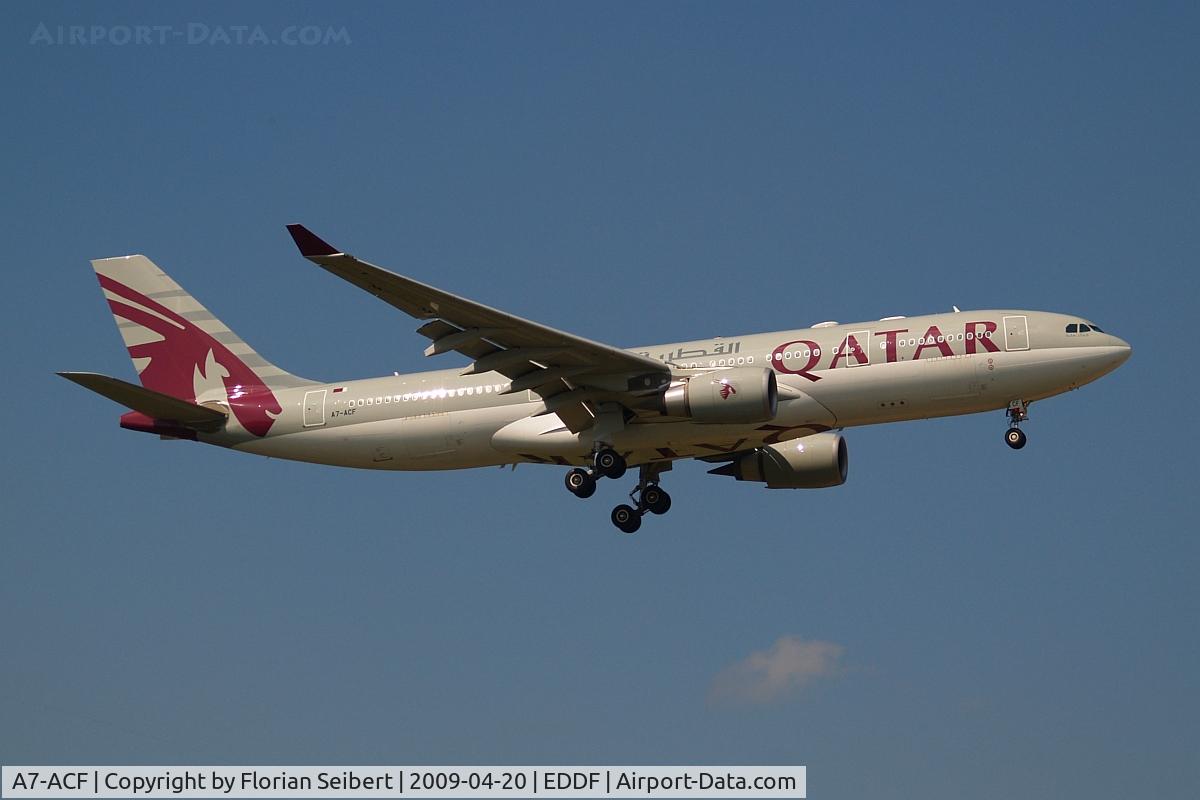 A7-ACF, 2004 Airbus A330-202 C/N 638, Short final rwy 07R