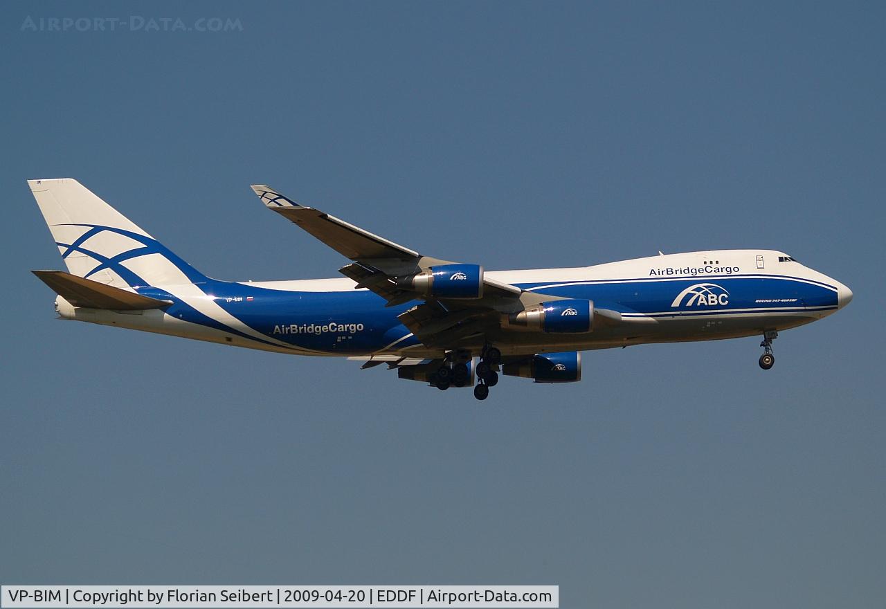 VP-BIM, 2008 Boeing 747-4HAERF C/N 35237, Short final rwy 07R