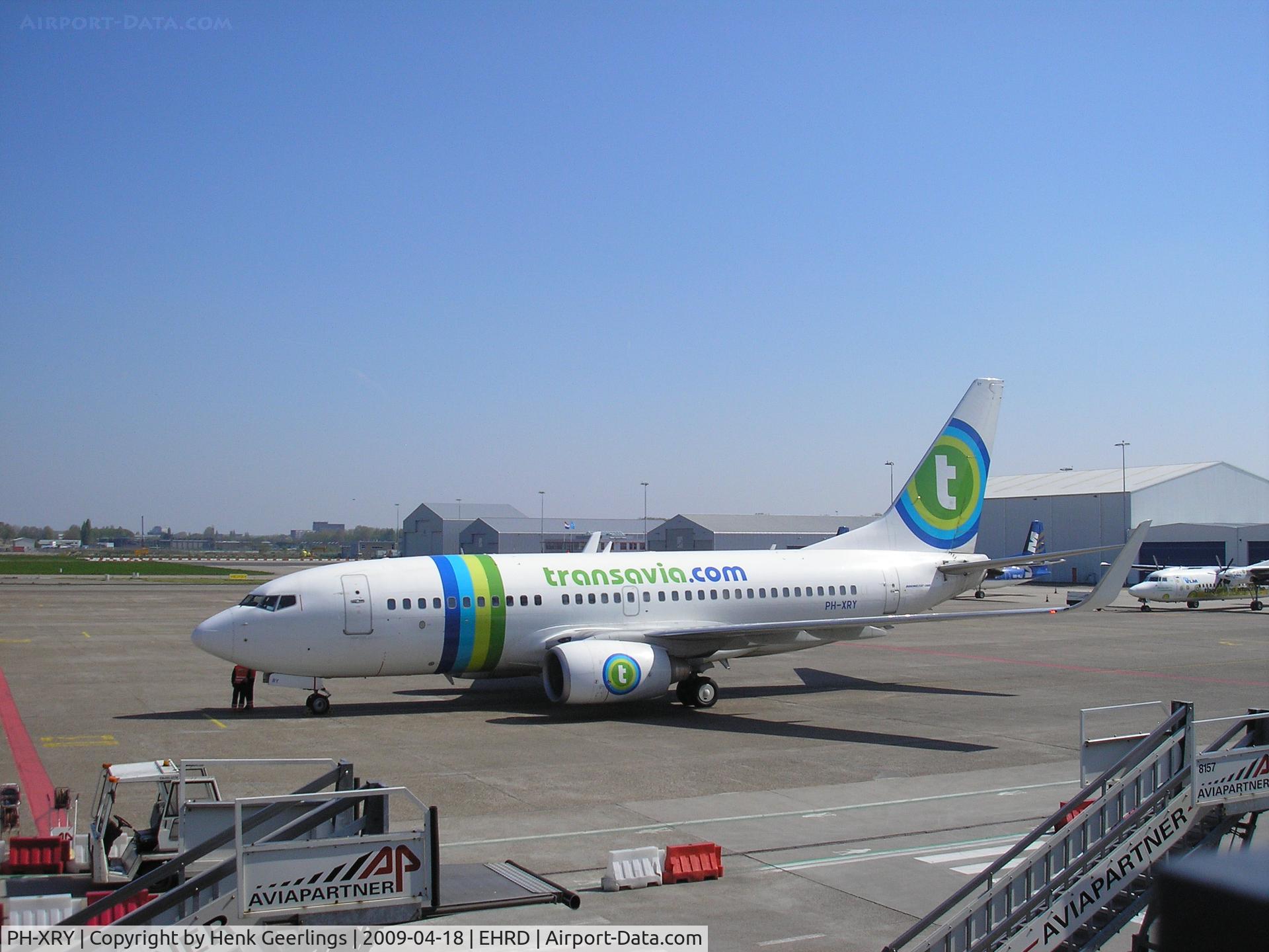 PH-XRY, 2003 Boeing 737-7K2 C/N 33463, Transavia , ready for departure