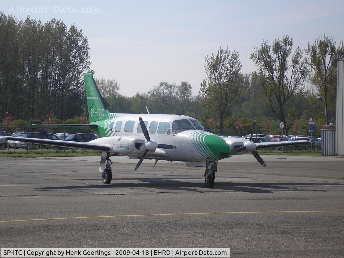 SP-ITC, Piper PA-31-350 Navajo Chieftain C/N 31-7405491, Eurosense , Rotterdam General Aviation