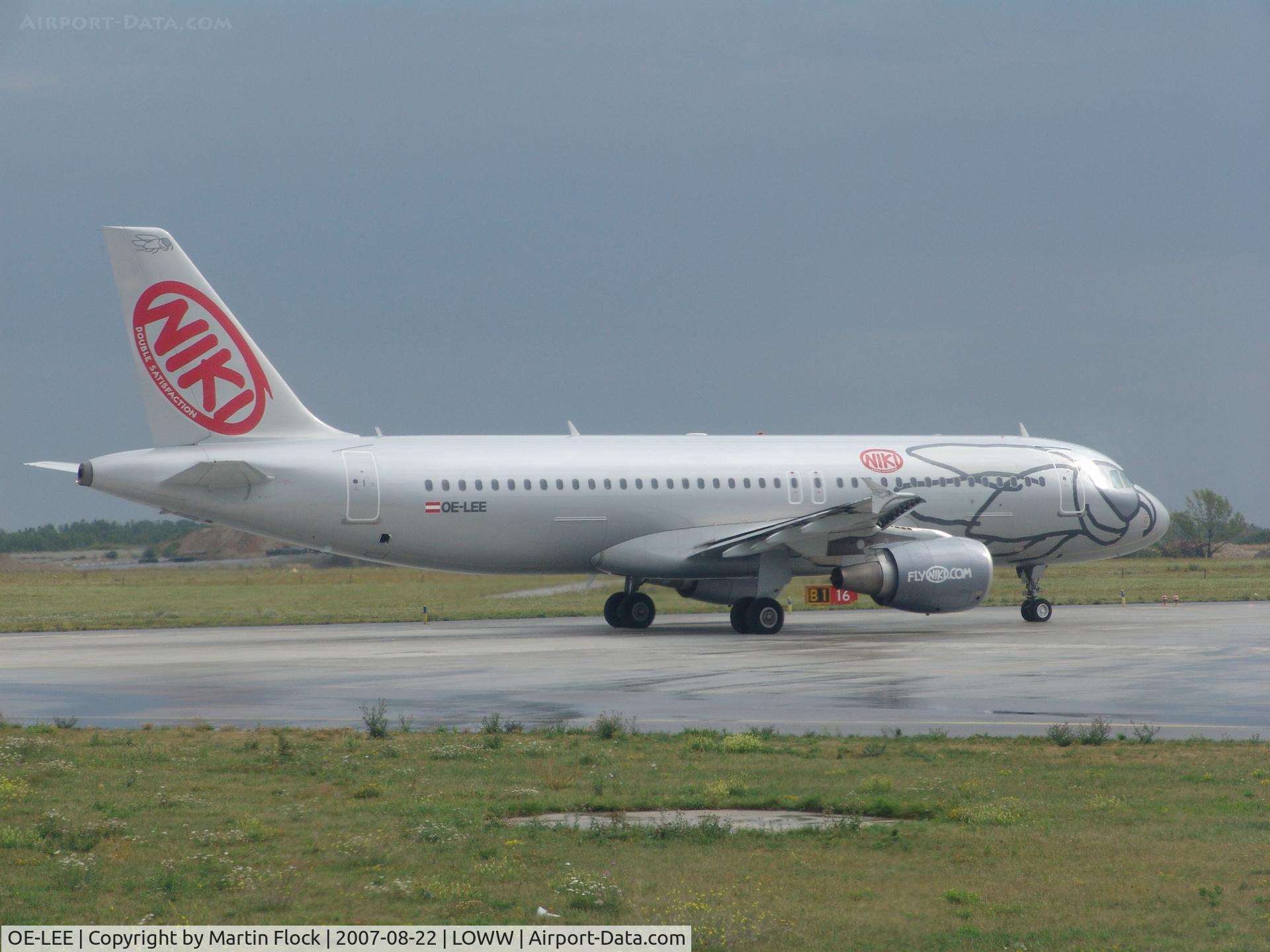 OE-LEE, 2006 Airbus A320-214 C/N 2749, .