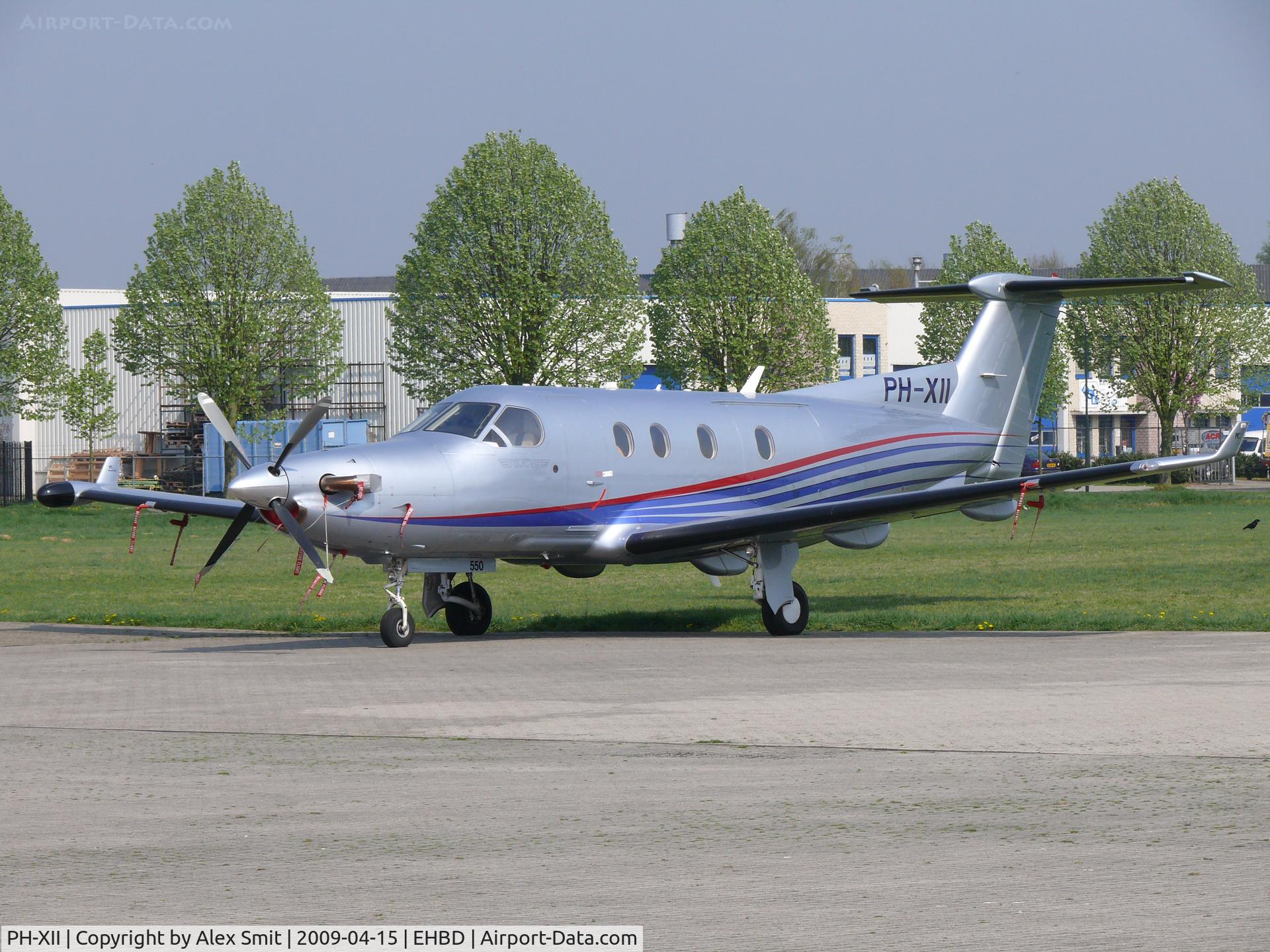 PH-XII, 2004 Pilatus PC-12/45 C/N 550, Pilatus PC-12/45 PH-XII Den Hondert Margen