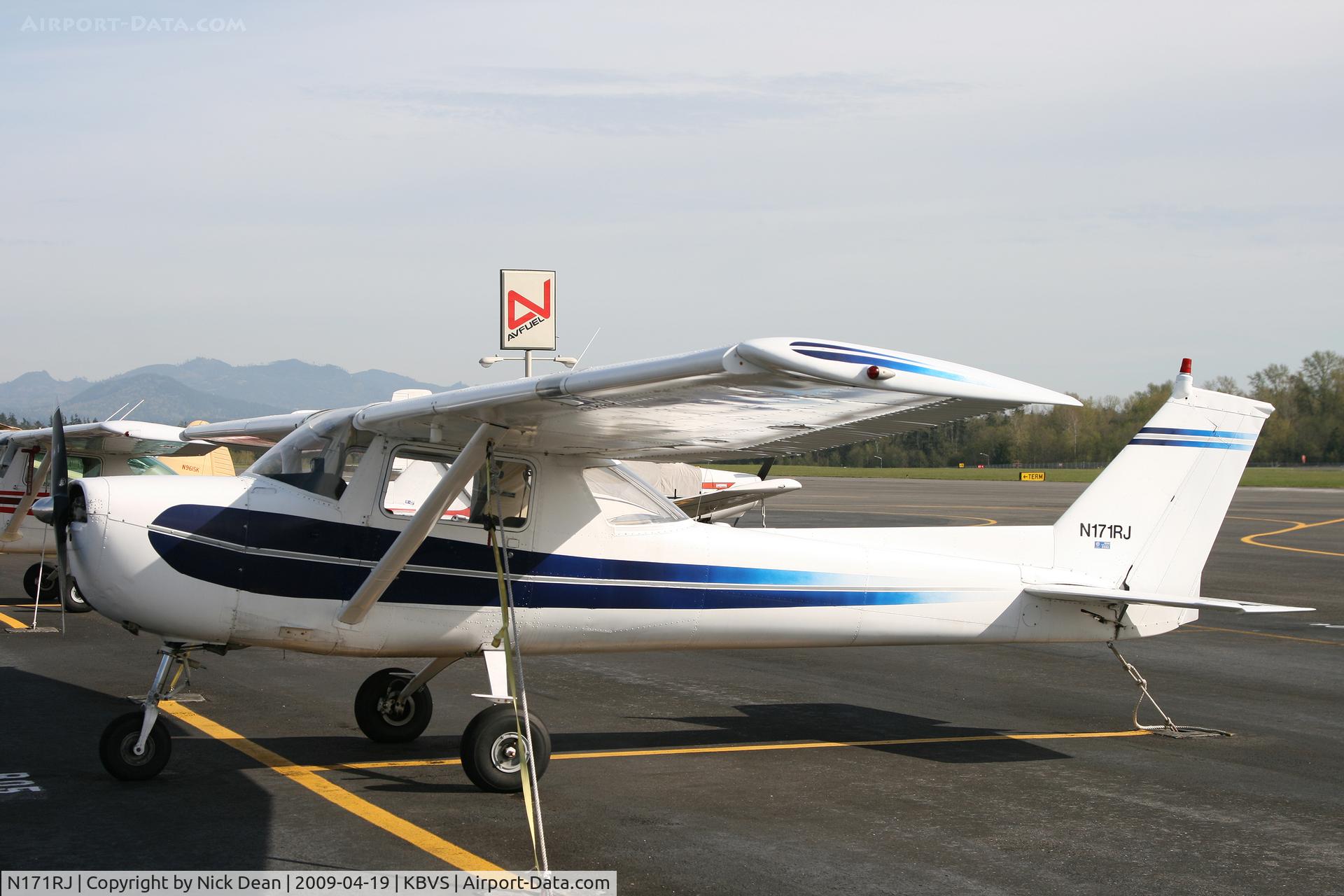 N171RJ, 1966 Cessna 150F C/N 15063038, KBVS