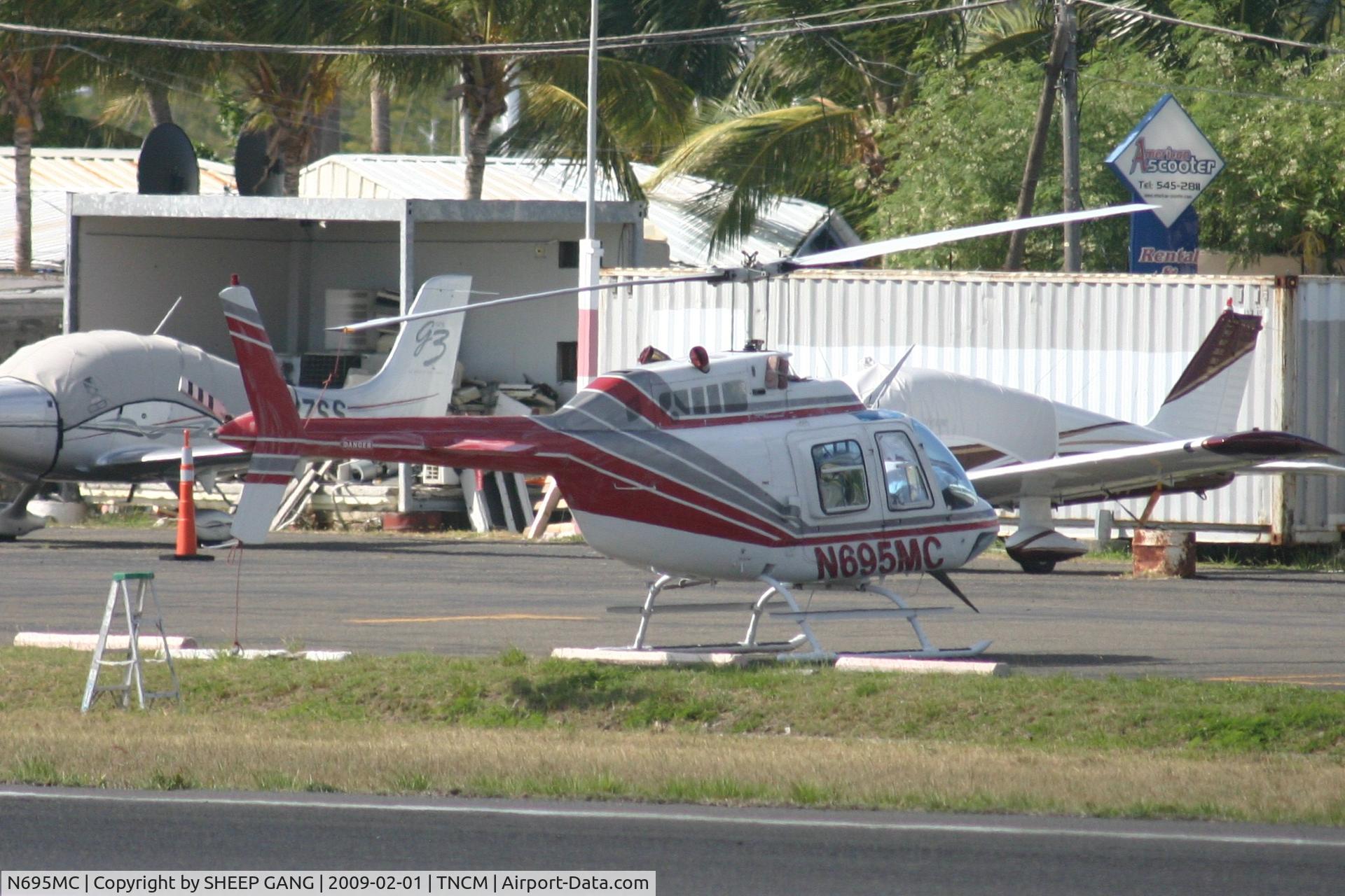 N695MC, 1968 Bell 206B C/N 300, At the helipad