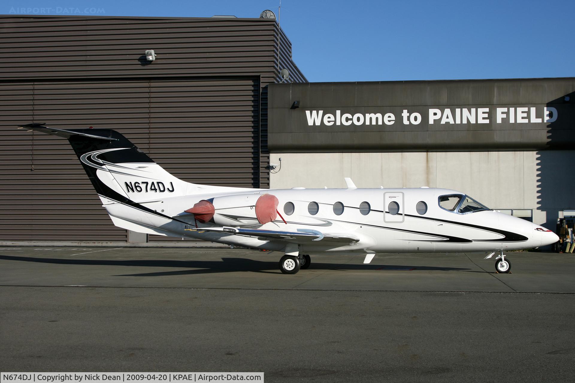 N674DJ, 1999 Raytheon Aircraft Company 400A C/N RK-232, KPAE