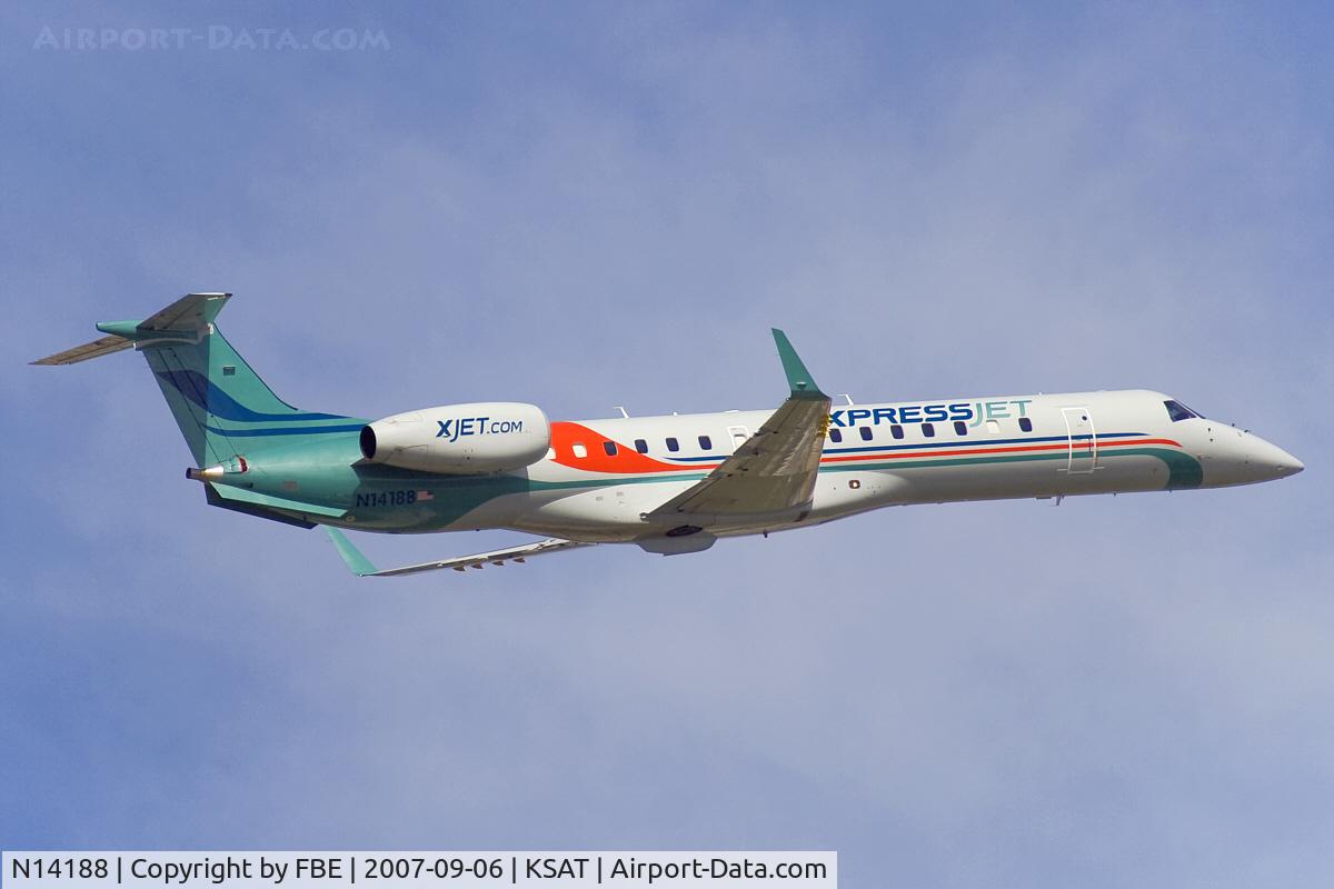 N14188, 2005 Embraer ERJ-145XR (EMB-145XR) C/N 14500929, Express Jet ERJ-145 has its undercarriage already retracted after the departure from KSAT
