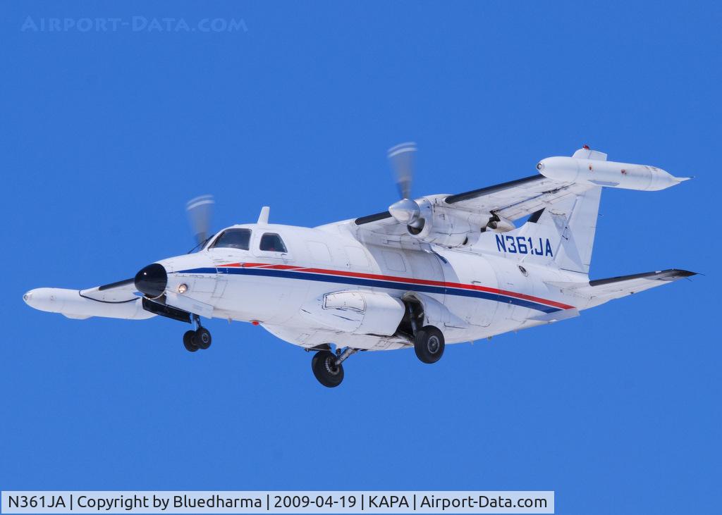 N361JA, Mitsubishi MU-2B-36 C/N 681, On final approach to 17L.