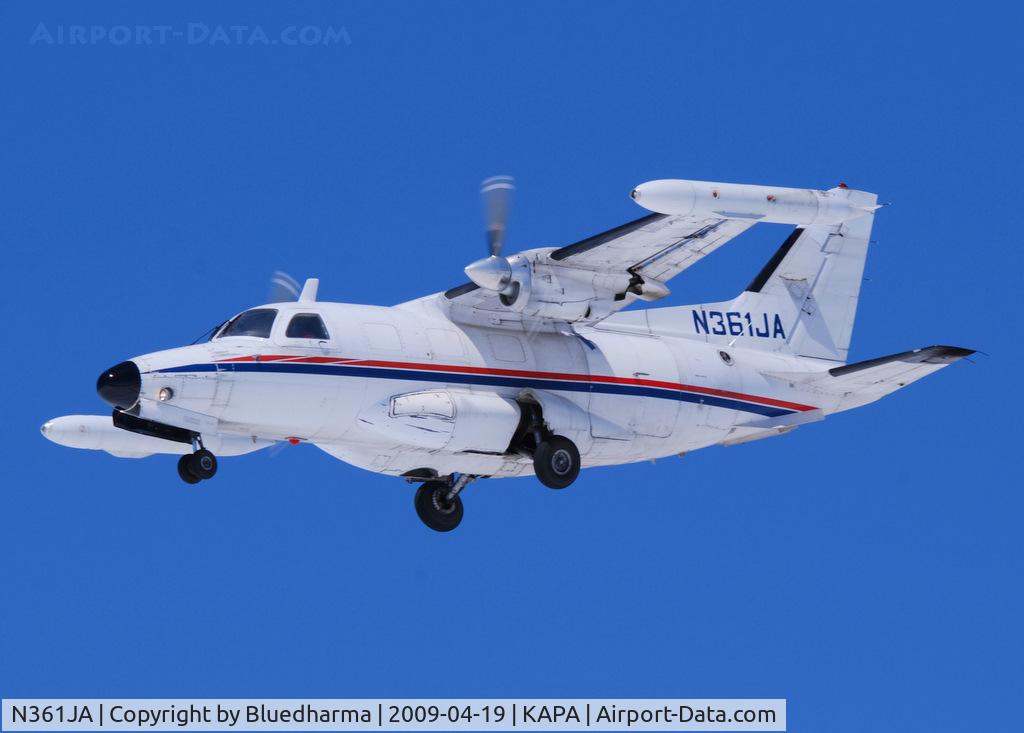 N361JA, Mitsubishi MU-2B-36 C/N 681, On final approach to 17L.