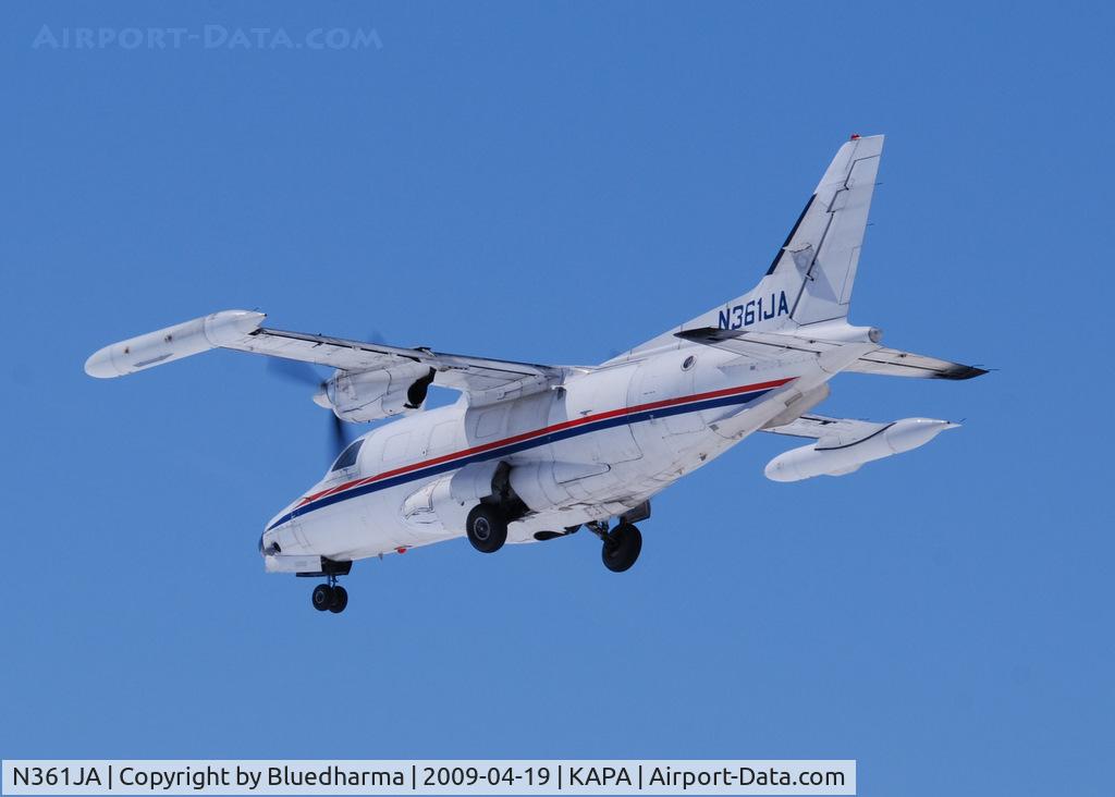 N361JA, Mitsubishi MU-2B-36 C/N 681, On final approach to 17L.