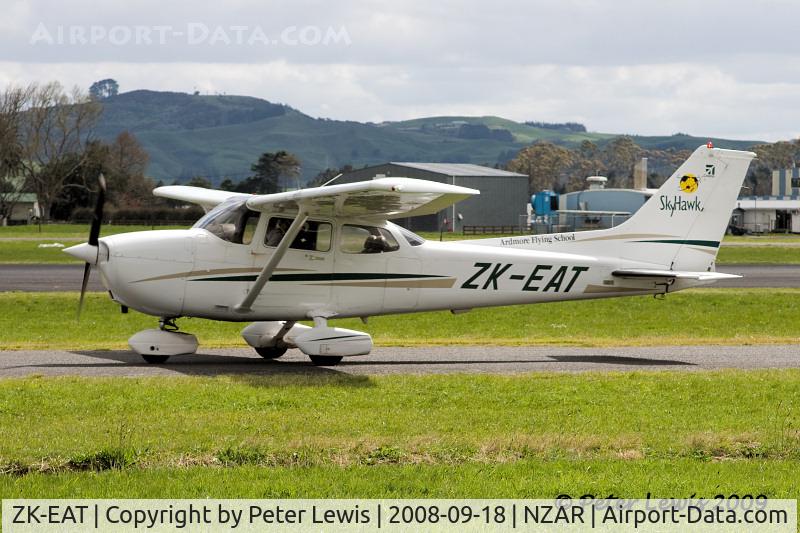 ZK-EAT, Cessna 172R C/N 17281165, Ardmore Flying School Ltd., Ardmore