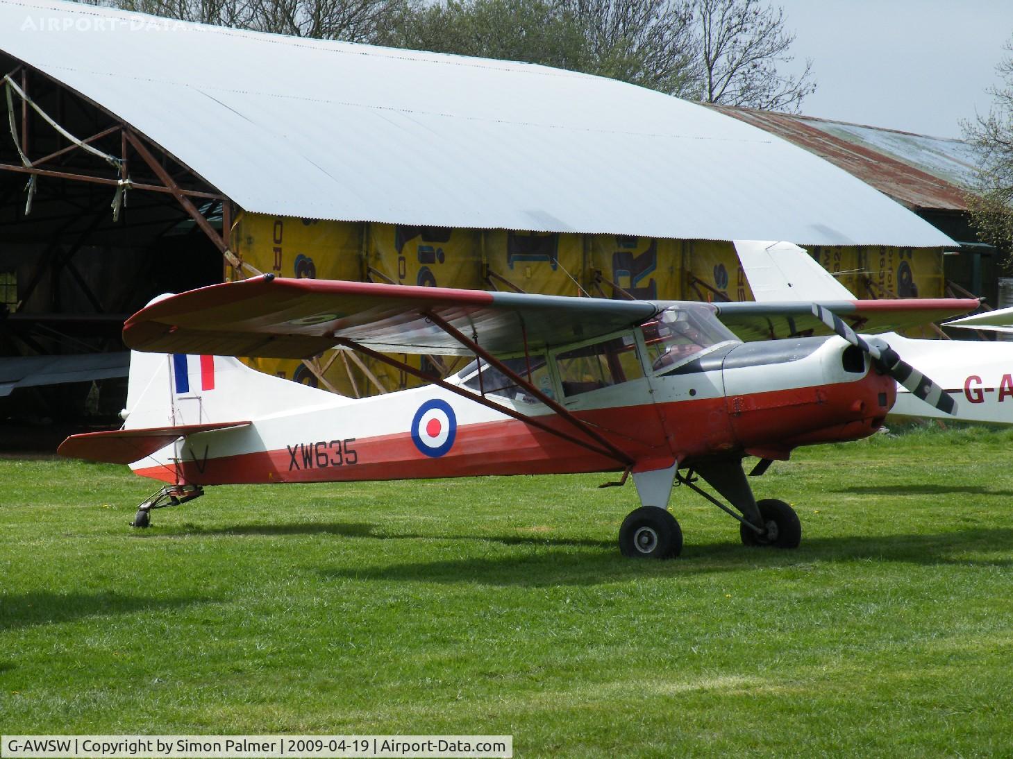 G-AWSW, 1968 Beagle D-5/180 Husky C/N 3690, Beagle-Auster D5/180 seen at Spanhoe