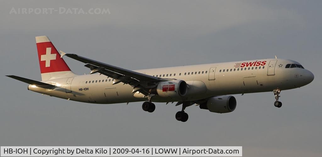 HB-IOH, 1997 Airbus A321-111 C/N 664, SWISS