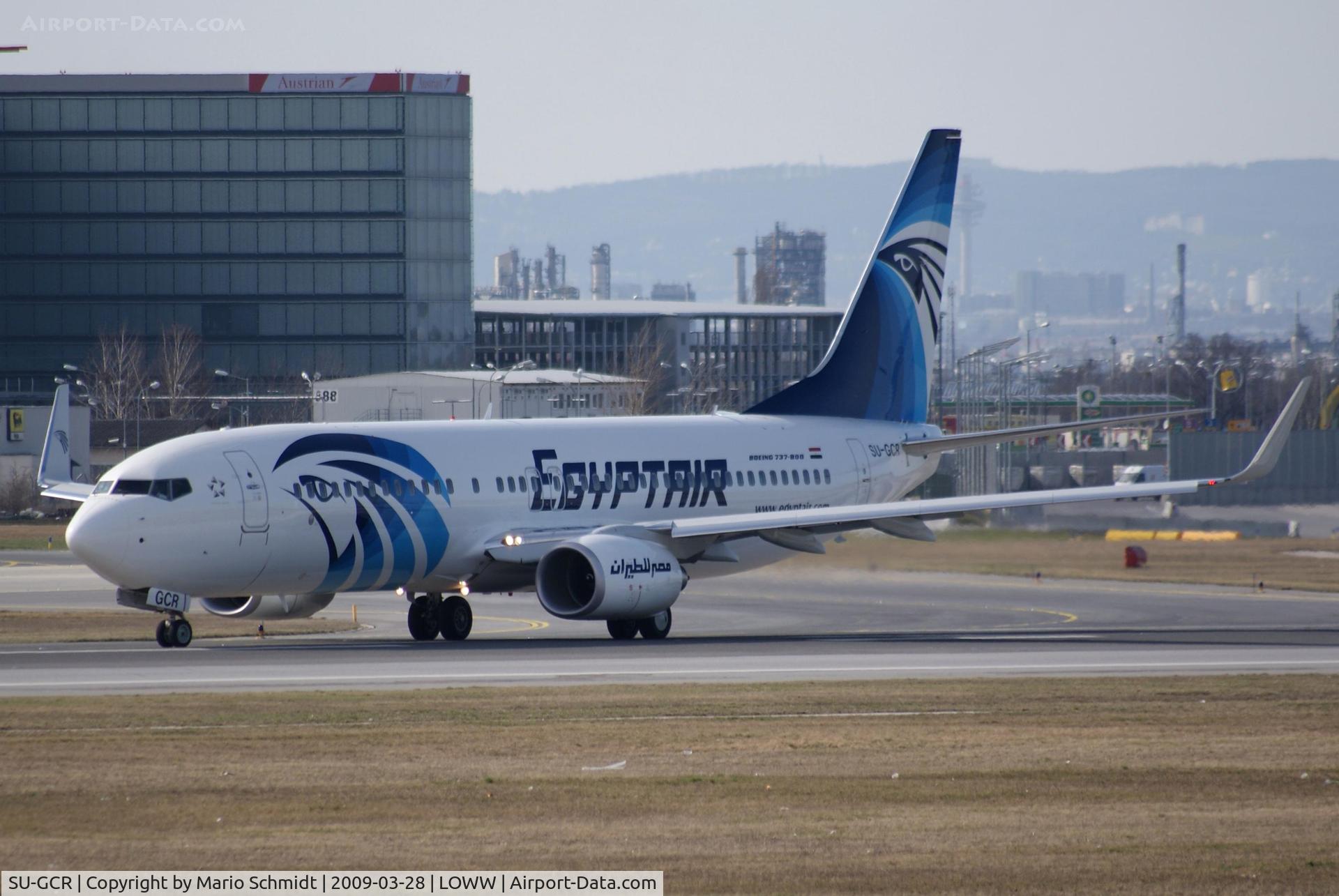 SU-GCR, 2009 Boeing 737-866 C/N 35562, take off on runway 16