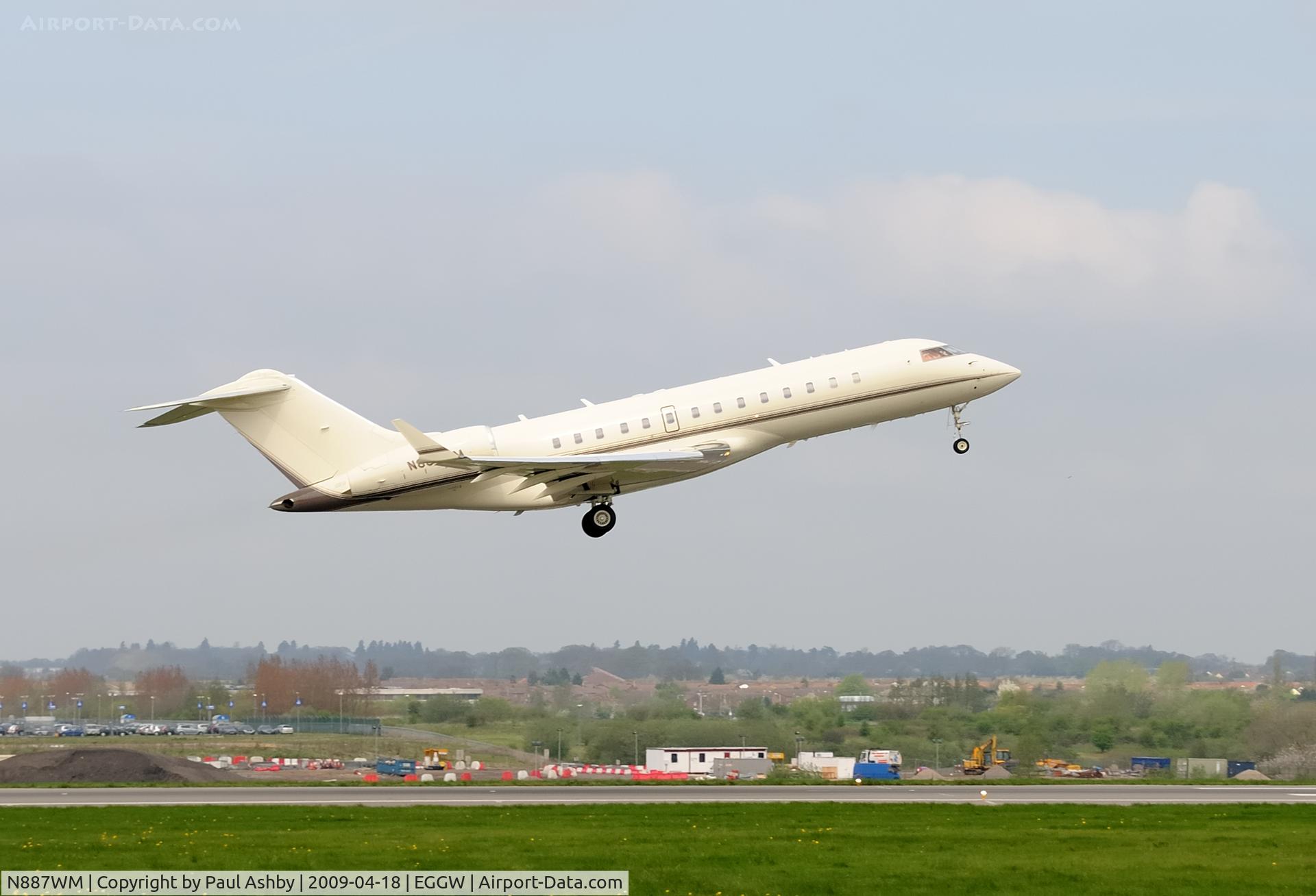 N887WM, 1999 Bombardier BD-700-1A10 Global Express C/N 9041, Bombardier BD-700