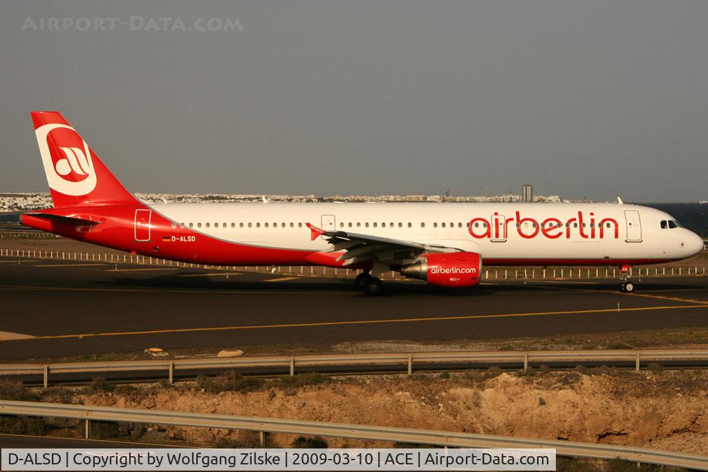 D-ALSD, 2001 Airbus A321-211 C/N 1607, visitor