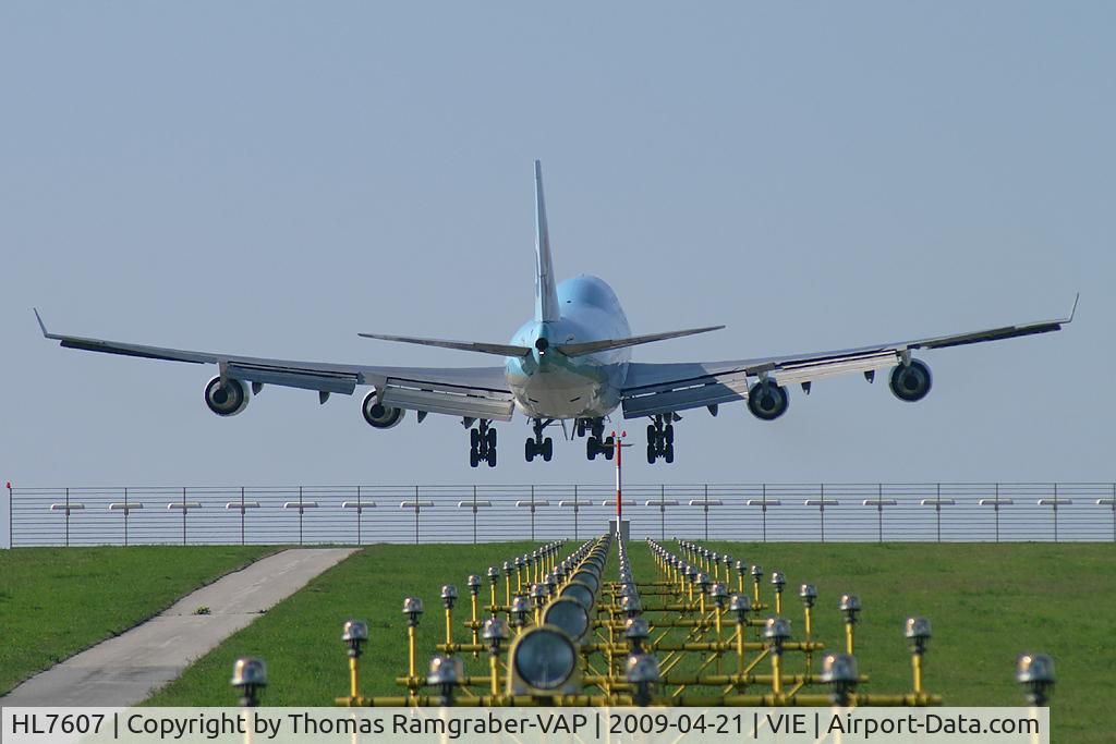 HL7607, 1989 Boeing 747-4B5 C/N 24198, Korean Air Boeing 747-400