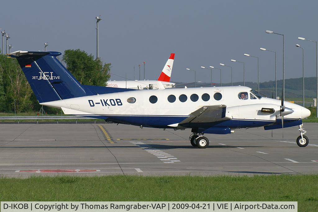 D-IKOB, 1981 Beech B200 King Air King Air C/N BB-921, Jet Executive International Beech 200 King Air