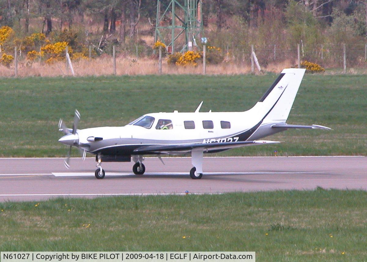 N61027, Piper PA-46-500TP C/N 4697389, BACK TRACKING ALONG RWY 06