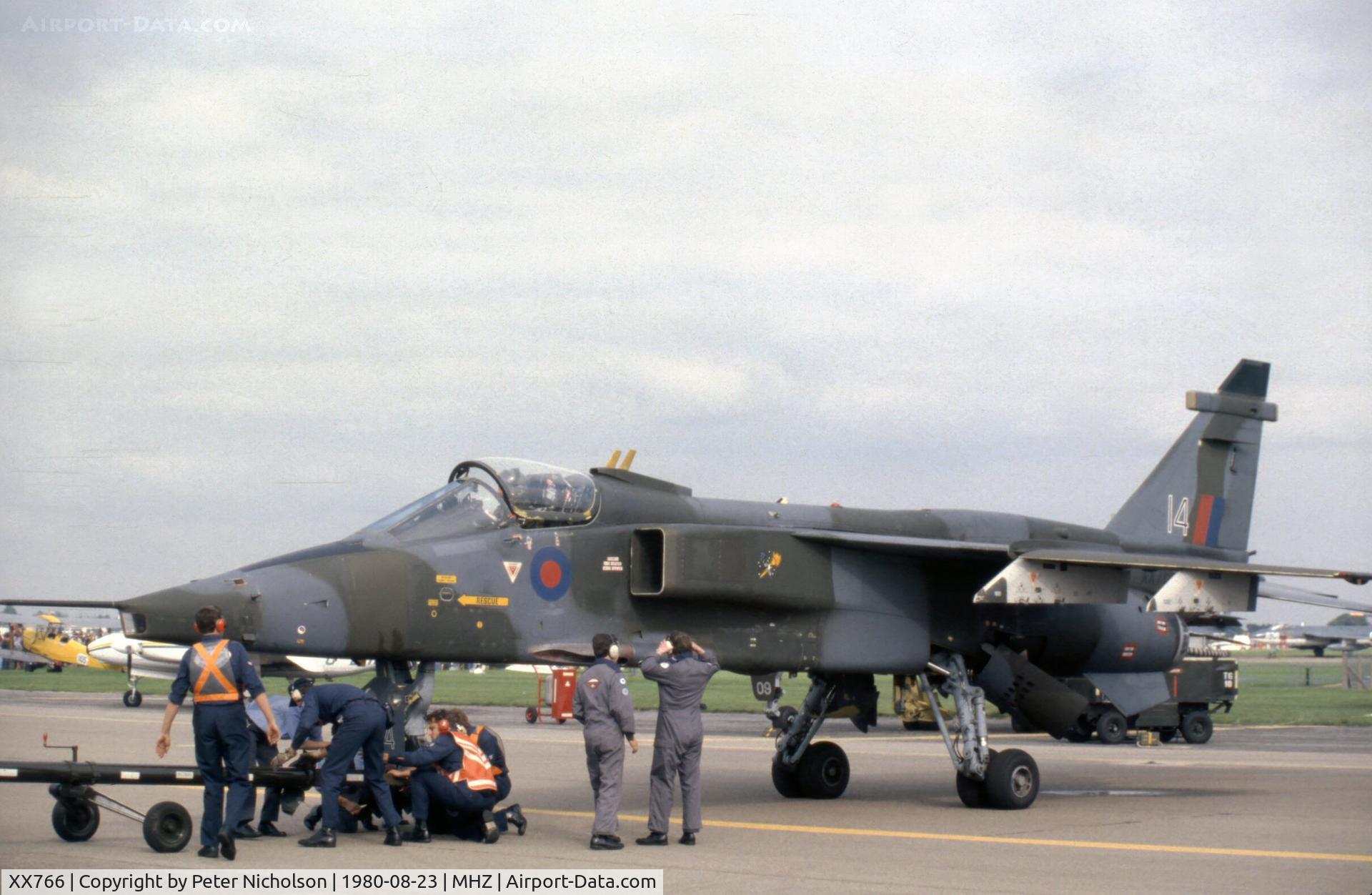 XX766, 1975 Sepecat Jaguar GR.1 C/N S.63, Jaguar GR.1 of 226 Operational Conversion Unit after displaying at the 1980 RAF Mildenhall Air Fete.