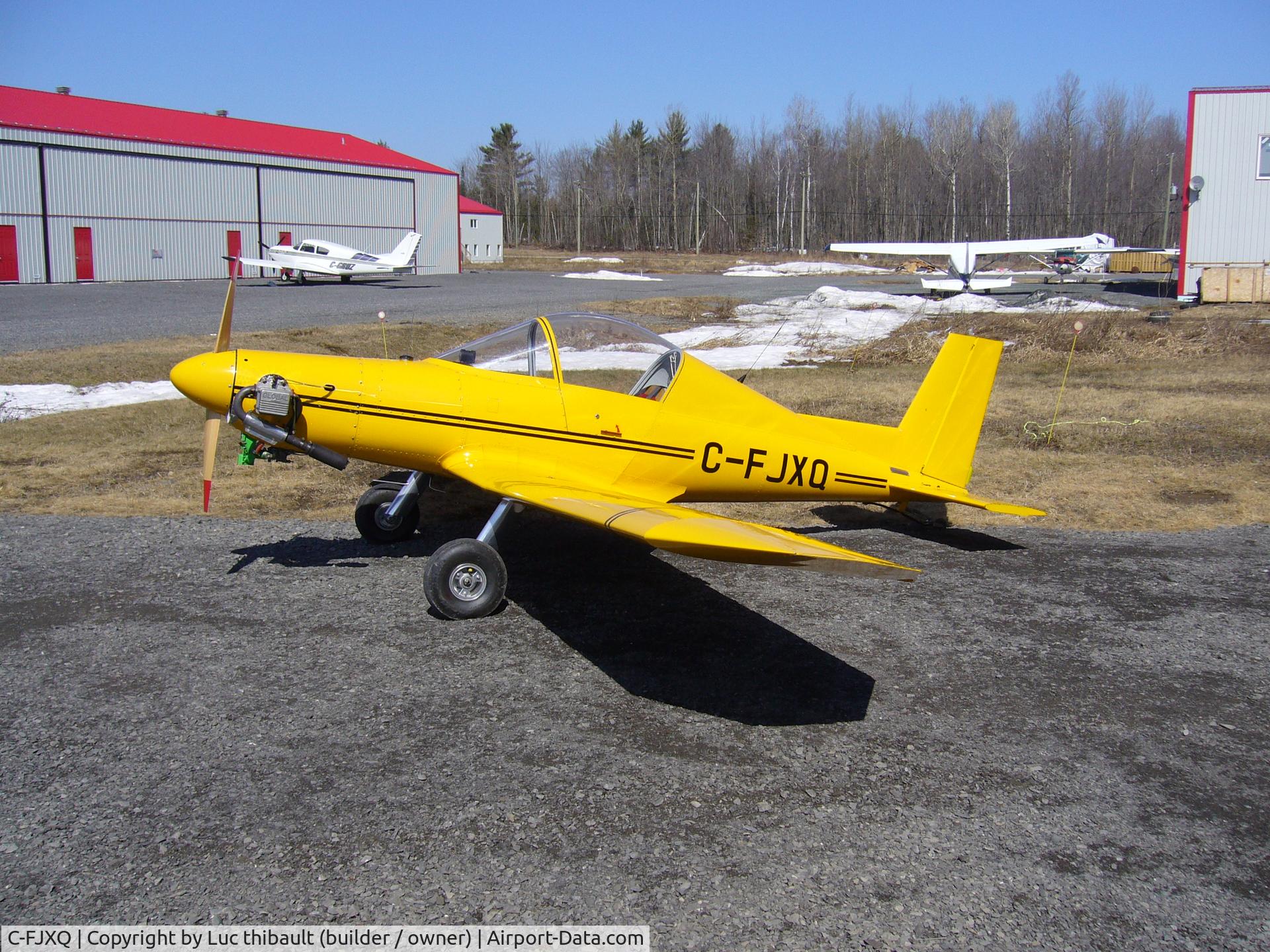 C-FJXQ, 2007 Hummel Hummel Bird C/N 3426 - P, april 2009, with bigger tires. 80 flight hours done.