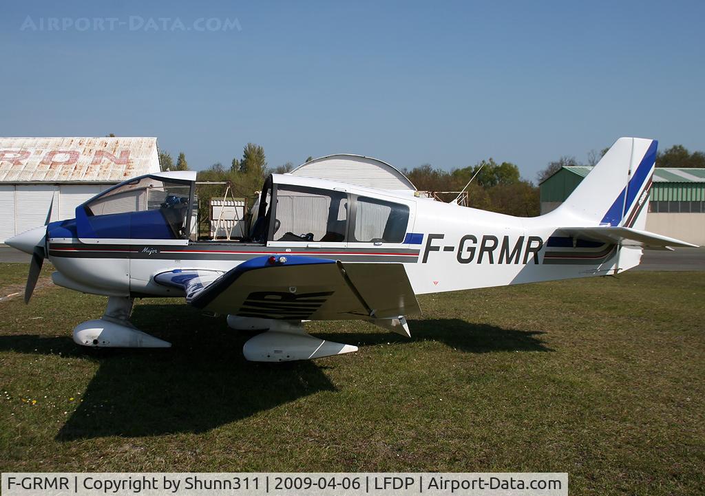 F-GRMR, Robin DR-400-160 Chevalier C/N 2429, Small stop at this airfield