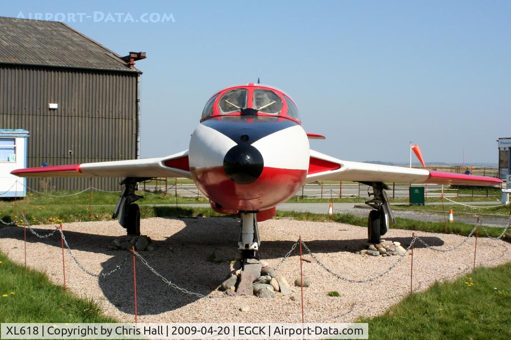 XL618, Hawker Hunter T.7 C/N 41H-695352, Hawker Hunter T.7 at Caernarfon Airworld