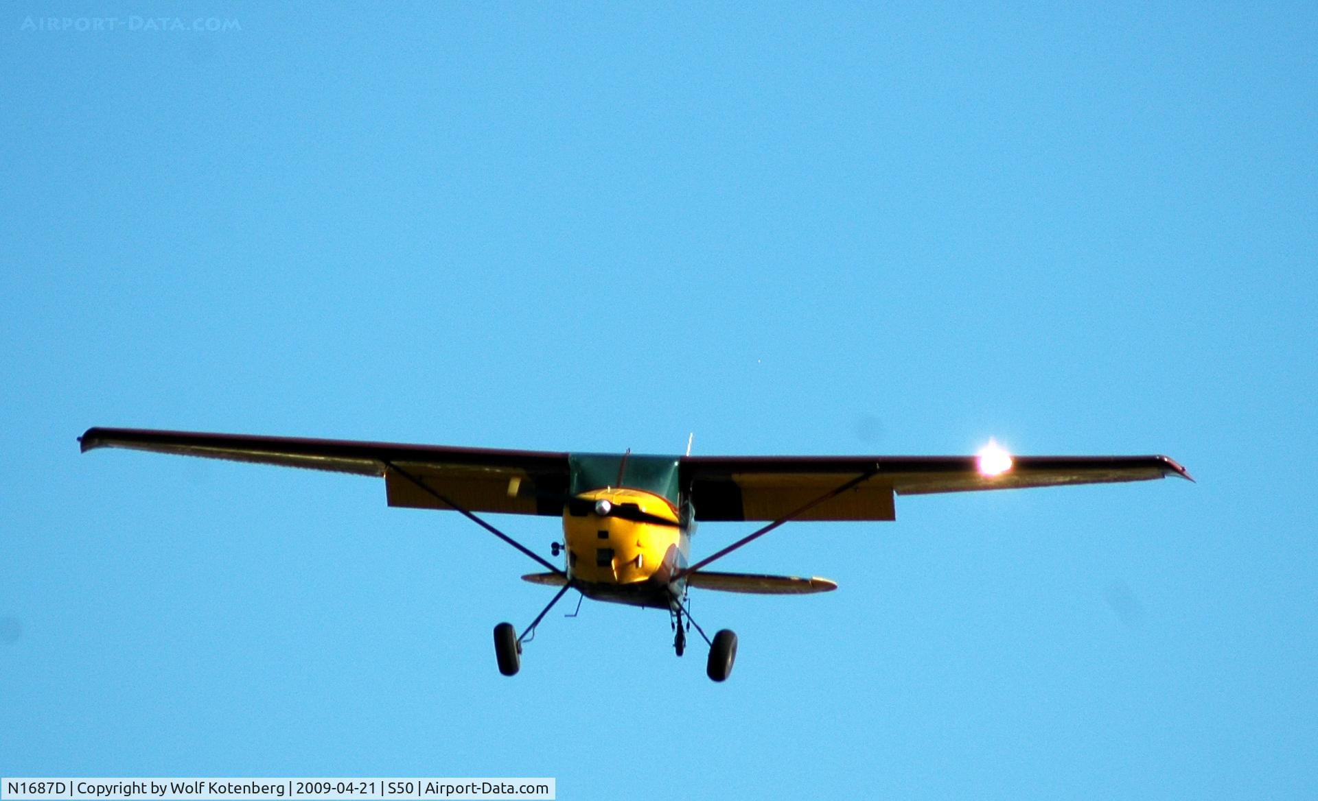 N1687D, 1952 Cessna 170B C/N 20329, on final